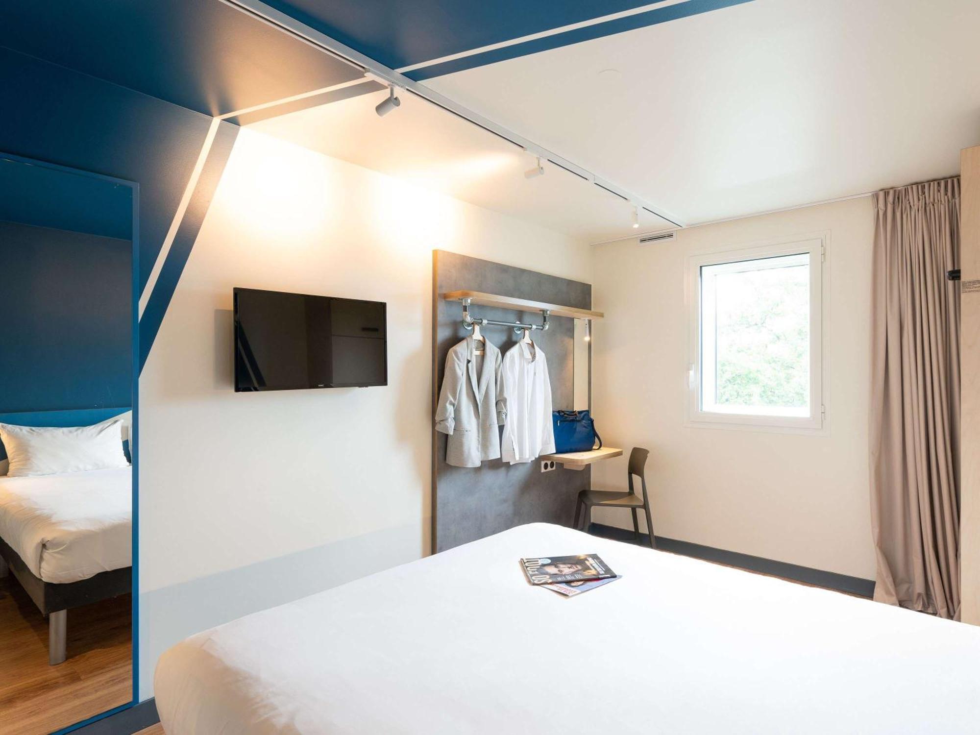 Ibis Budget Lyon Centre Confluence מראה חיצוני תמונה