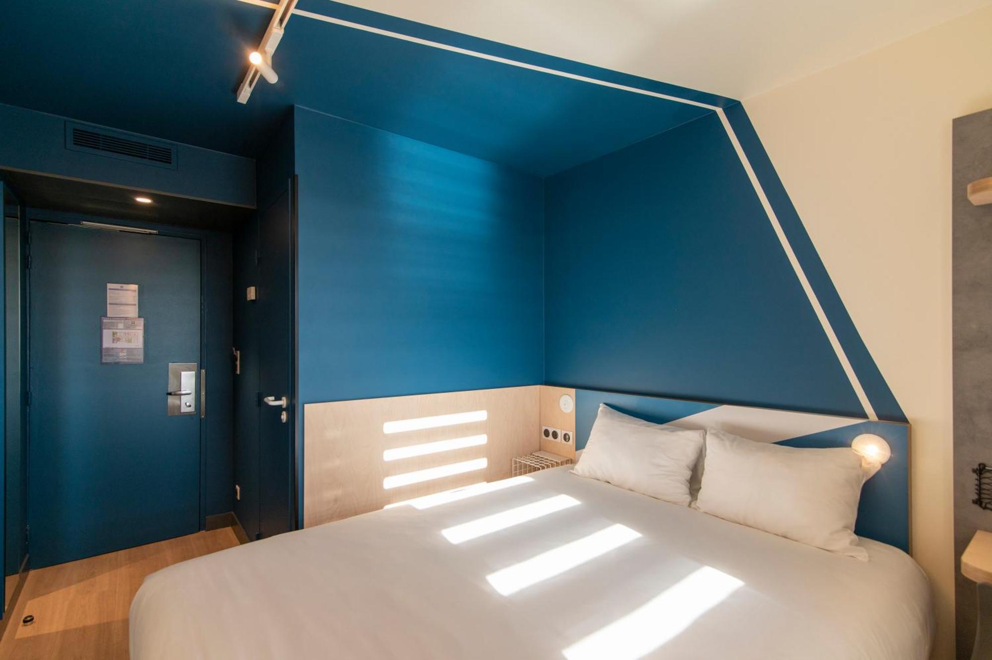 Ibis Budget Lyon Centre Confluence מראה חיצוני תמונה